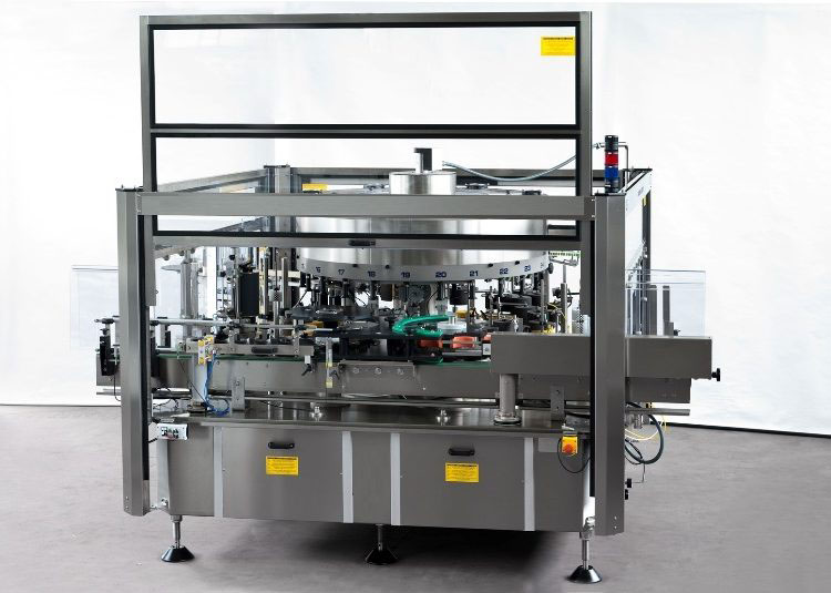 Wet-glue labeling machine