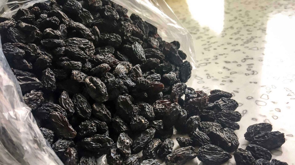 Black Raisin