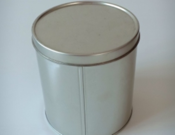Round tin box