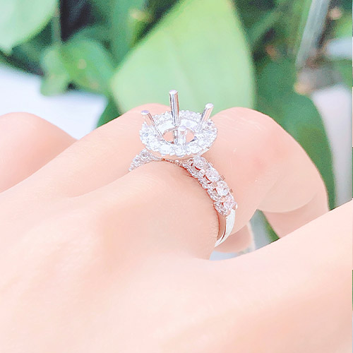Diamond ring