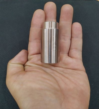 Socket weld for roller bar