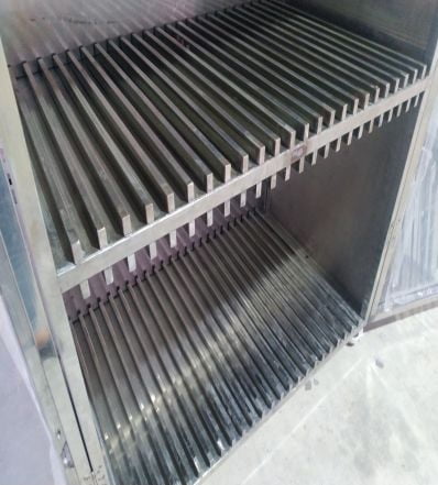 Mold holder cabinet