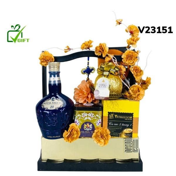 Tet gift basket