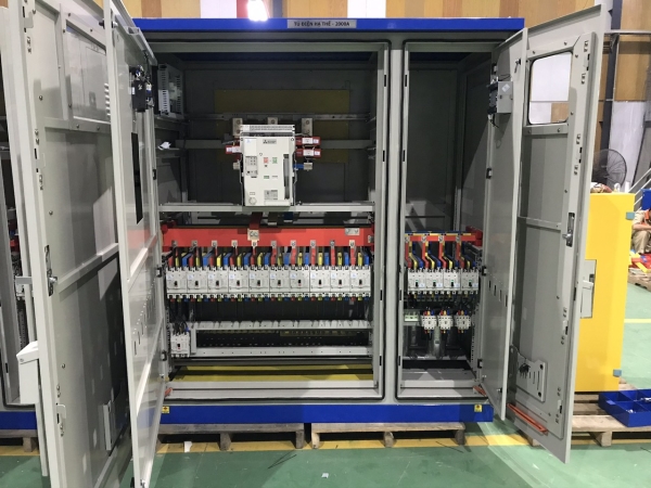 Electrical panel board