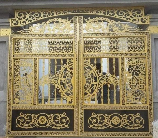 Laser cutting for iron gates