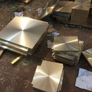 Metal bronze casting