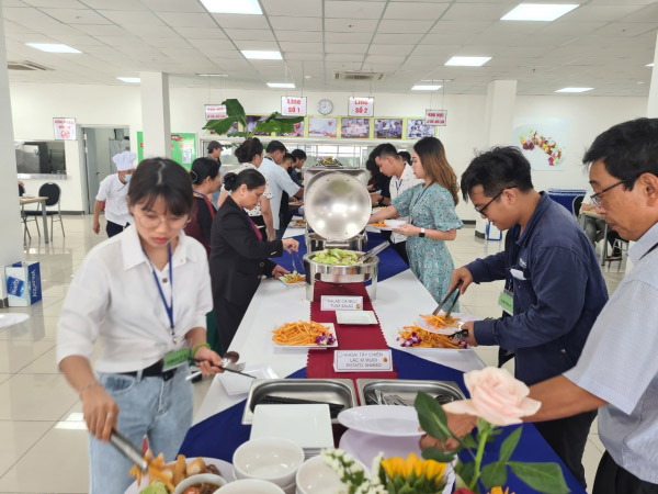 Industrial catering service