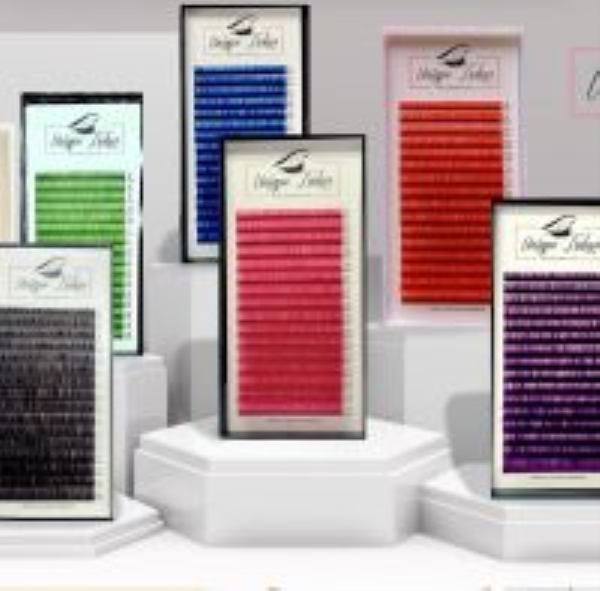 Mixed color eyelashes