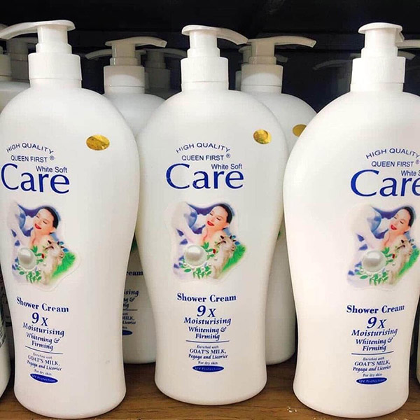 White Soft Care shower gel