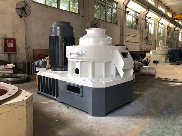 Pellet press