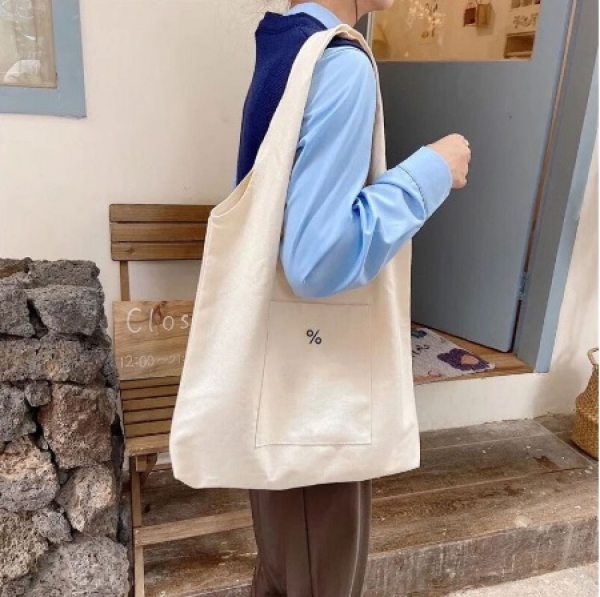 Large canvas women bag