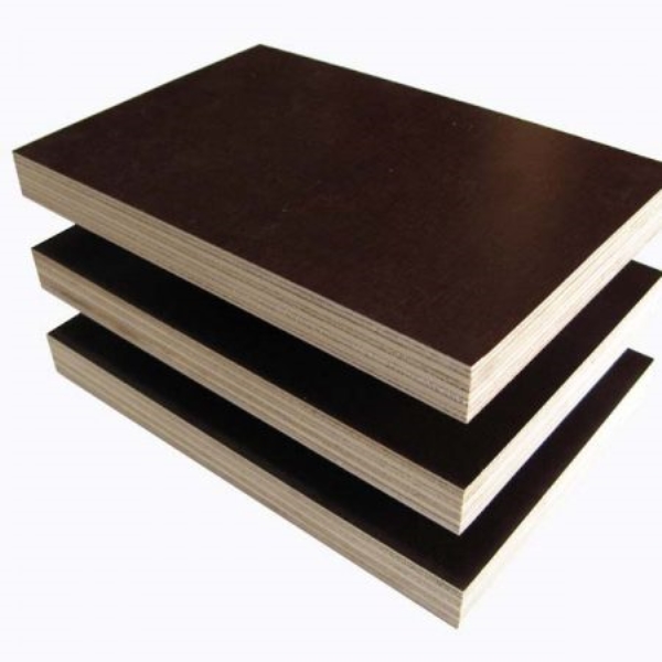 Filmed coated plywood 18mm