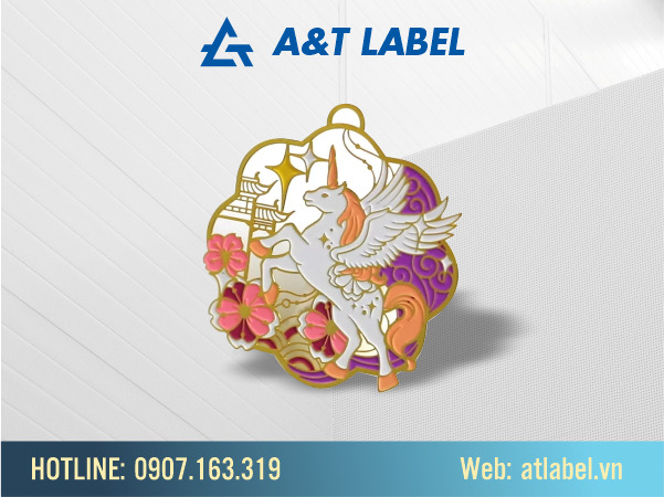 Alloy badge