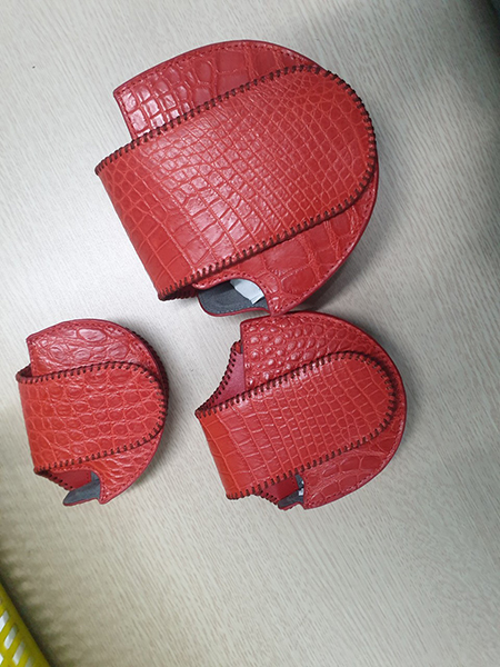 Leather golf club cover