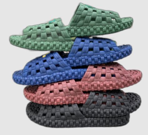 Massage slippers