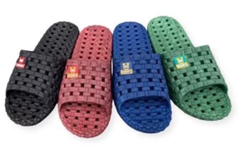 Massage slippers