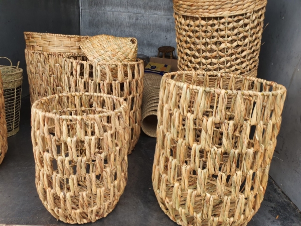Storage basket