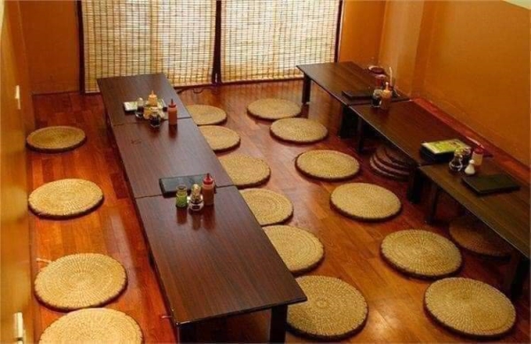 Seat cushion