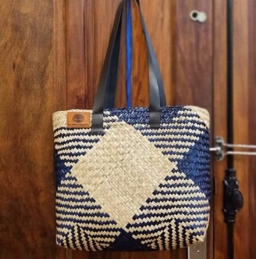 Sedge handbag