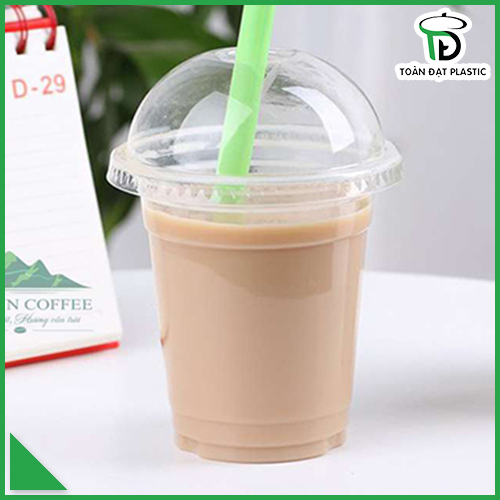Single use plastic cup
