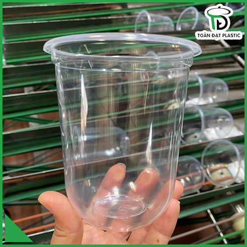 Single use plastic cup