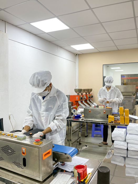 Roasting and packaging factory