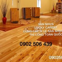 Wood look plastic flooring