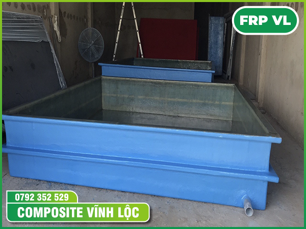 Composite chemical tank