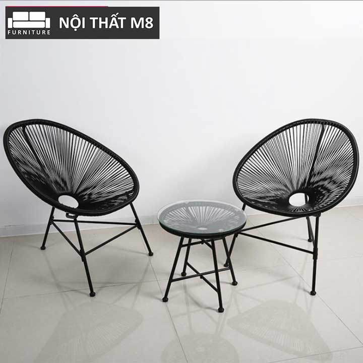 Poly rattan tables and chairs