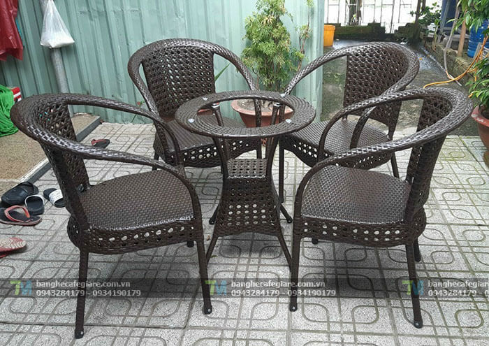Poly rattan tables and chairs