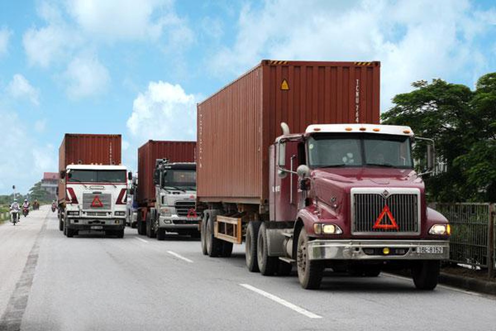 Transport by truck tractors