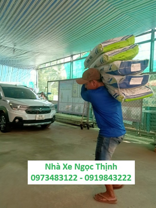 Fertilizer cargo transport