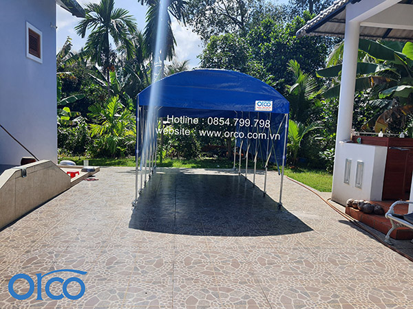 Mobile sliding canopy for car
