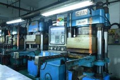 Vacuum curing machine