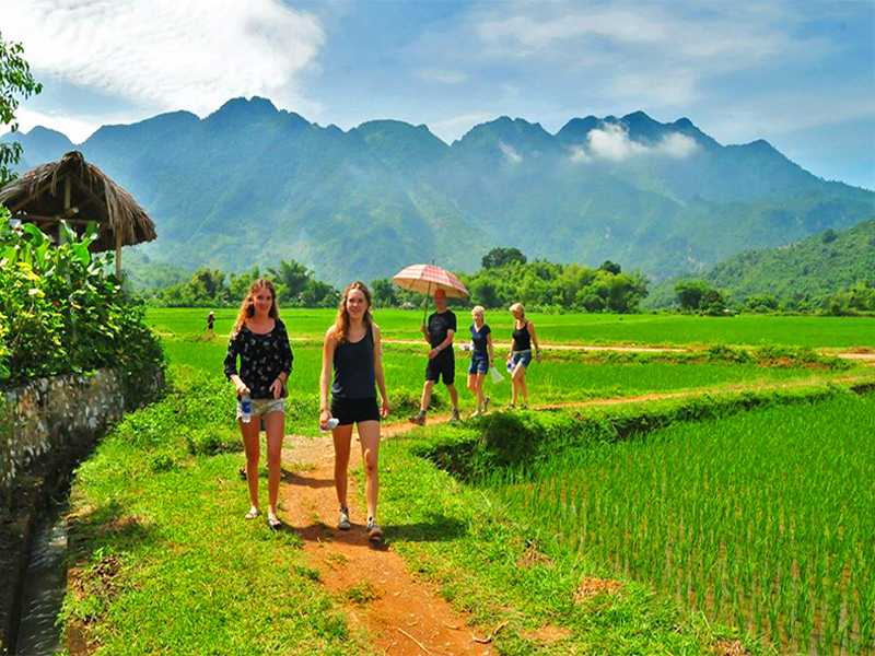 1-day tour Hanoi - Mai Chau
