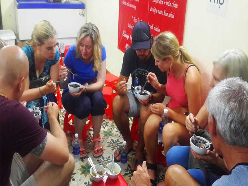 Street food tour - 3 hours