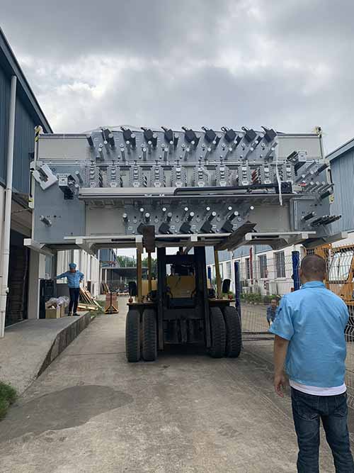 Forklift rental and crane rental