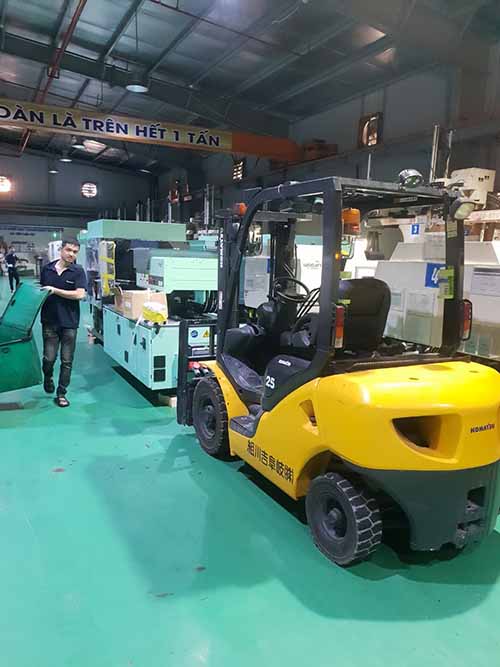 Forklift rental and crane rental