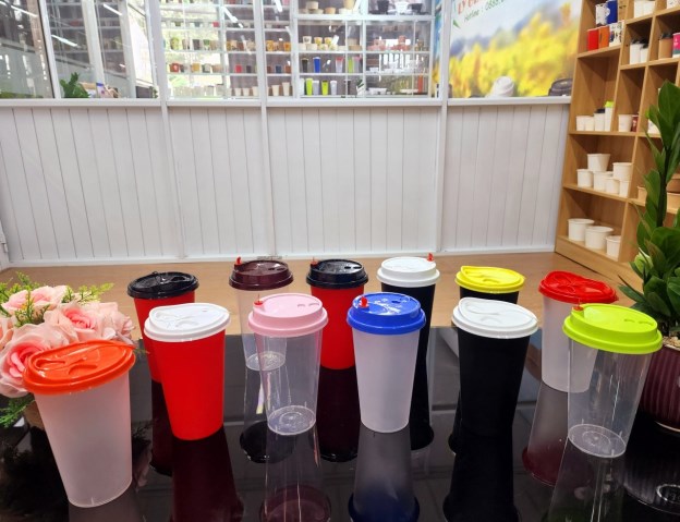 Plastic cup