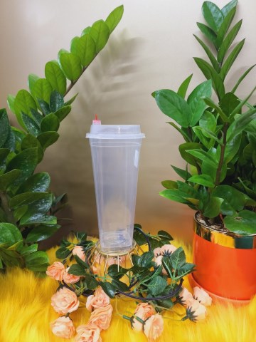 Plastic cup