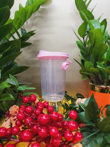 Plastic cup