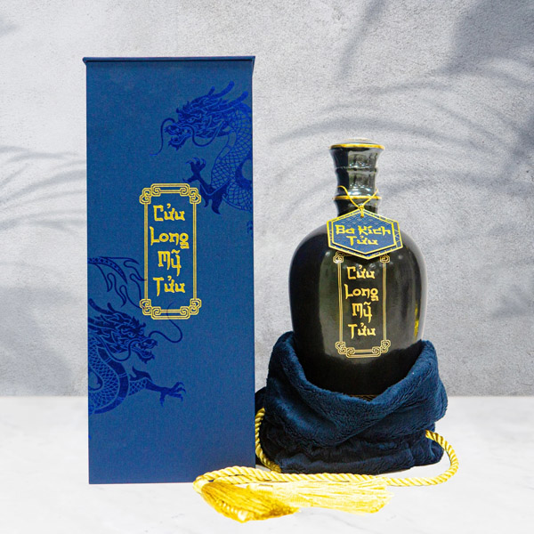 Ba Kich Wine - Bat Trang porcelain bottle 700ml