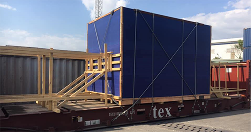 Flat rack container lashing service
