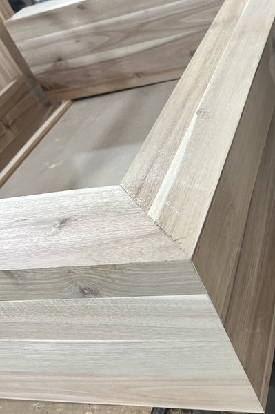 Wood products bonded with TH-Adhesive