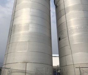 Stainless steel water tank