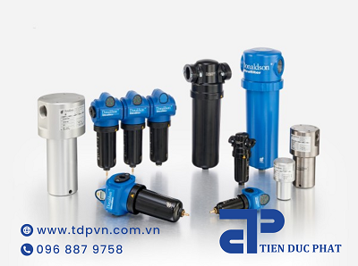 Compressed air filter housing