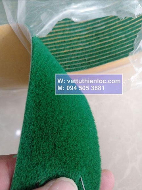Rulor green felt fabric covering conveyor roller shaft