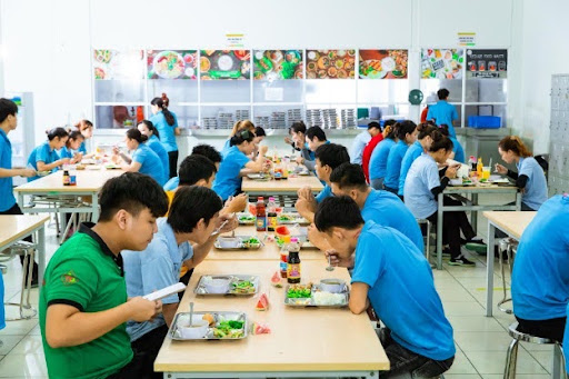 Meals for factories and industrial facilities