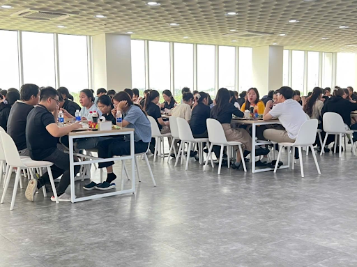 Meals for factories and industrial facilities