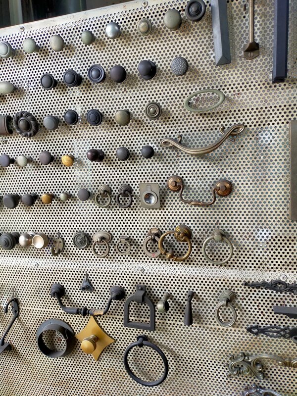 Hardware and wood accessories processing
